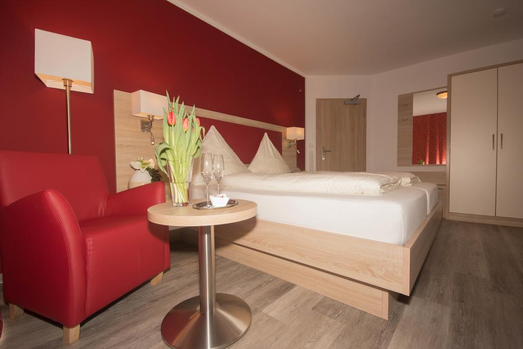 Hotel Sonne Am Meer Norddeich  Exterior photo